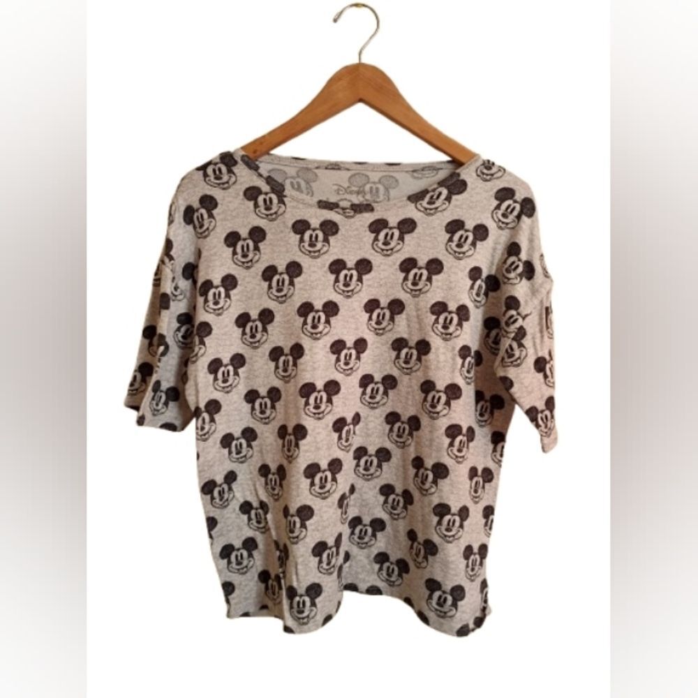 Disney Women's Short Sleeve Tee in Light Gray with Black Mickey Print